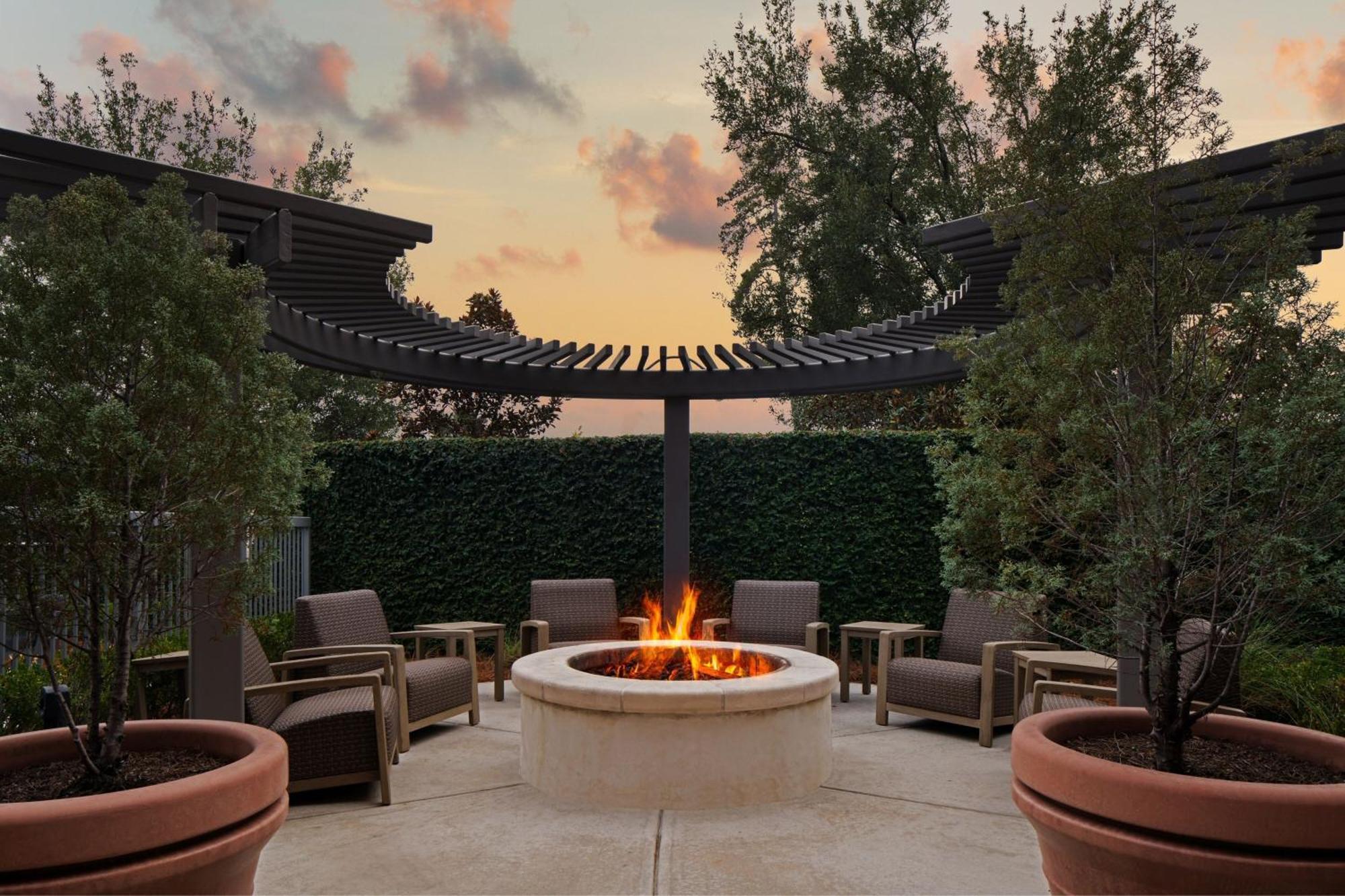 Courtyard By Marriott Charleston Summerville Kültér fotó